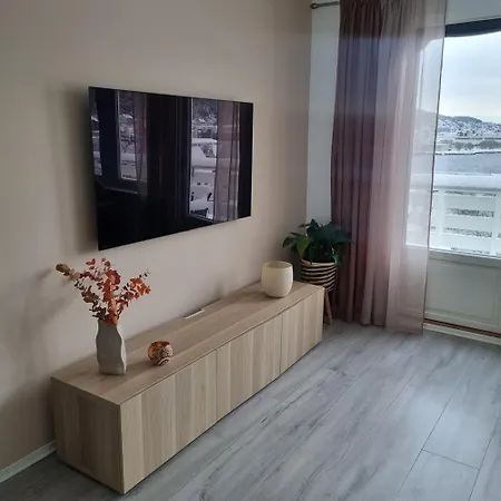 Holiday home With Parking And Terrace *